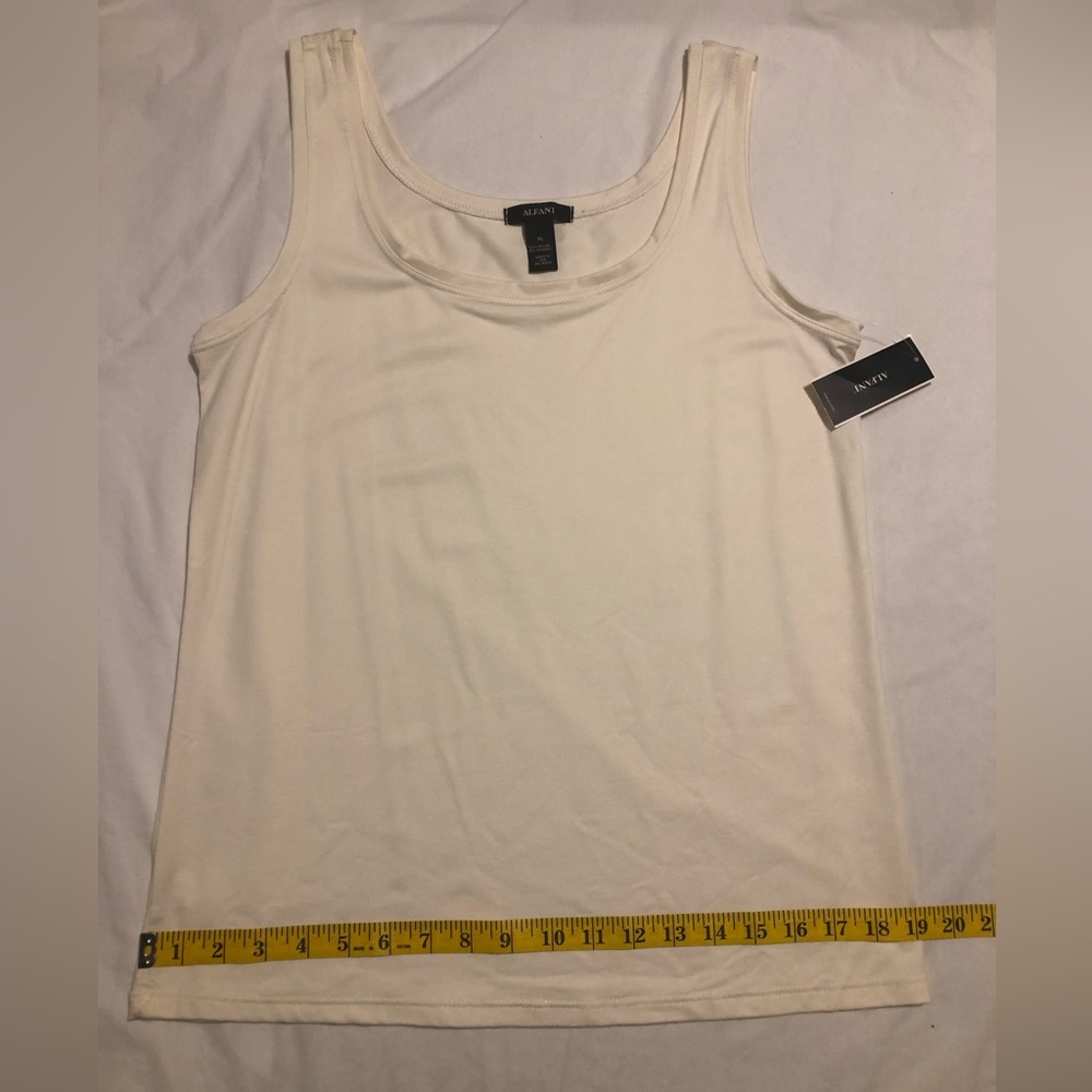 Alfani, NWT, XL, ivory tank - Picture 9 of 12